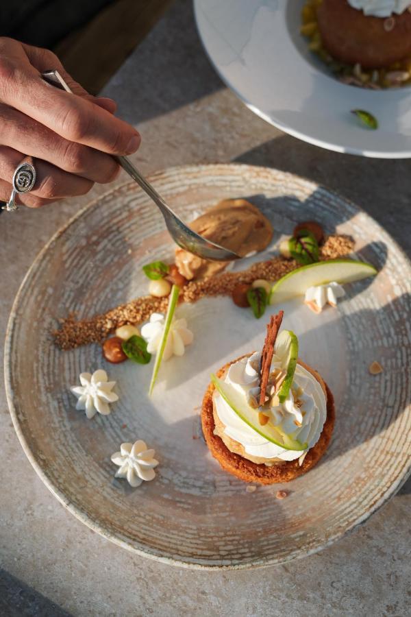 Hotel Restaurant Les Coquelicots, The Originals Relais Saint-Pardoux-l'Ortigier Εξωτερικό φωτογραφία