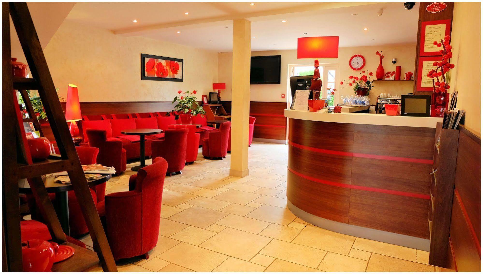 Hotel Restaurant Les Coquelicots, The Originals Relais Saint-Pardoux-l'Ortigier Εξωτερικό φωτογραφία